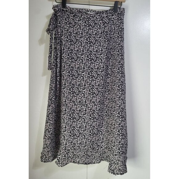 Rachel Zoe SZ 8 Floral Wrap Skirt Ruffle Whimsy Feminine Cottagecore Black White - Picture 3 of 9